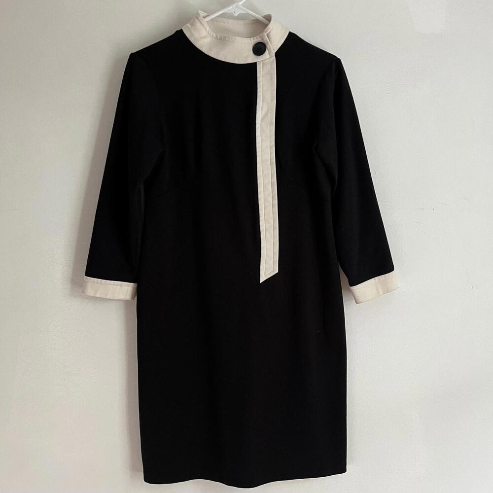 Vintage 80s-does-60s Mod Mini Dress - Black with White Details, Size 6 - Picture 2 of 9